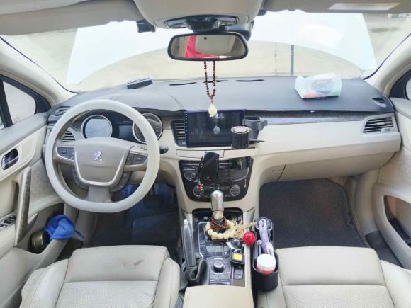 [南昌·赣A] 二手标致标致5082011款 2.3L 自动旗舰版