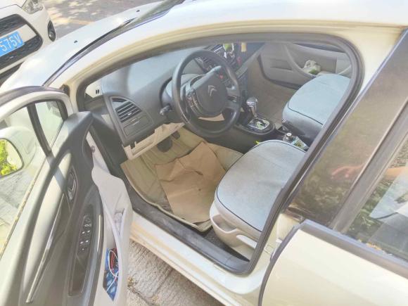 [青岛·鲁B] 二手雪铁龙世嘉2013款 三厢 1.6L 自动品尚型