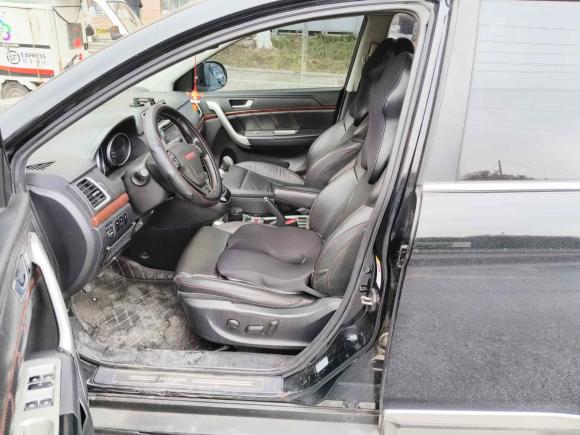 [南京·苏A] 二手哈弗哈弗H62014款 运动版 2.0T 柴油 手动两驱精英型