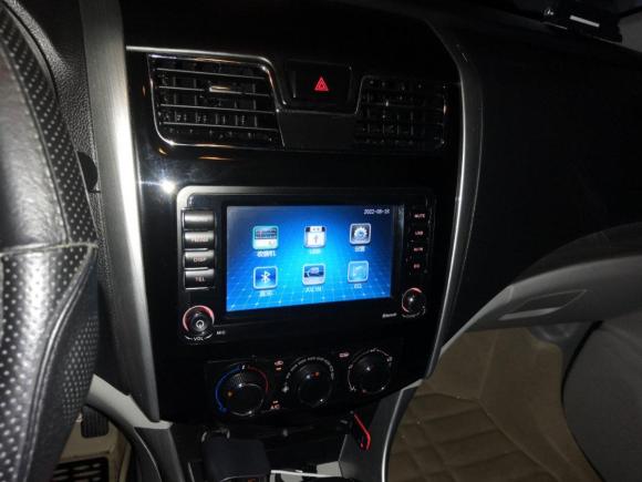 [广州·粤A] 二手东风风行风行S5002016款 1.6L CVT豪华型