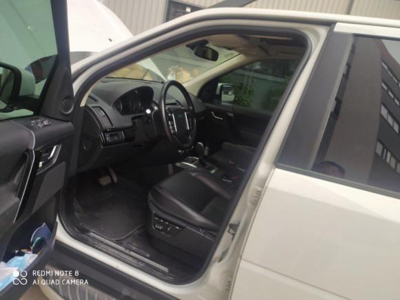 [佛山·粤E] 二手路虎神行者22015款 2.0T Si4 HSE Luxury典藏版