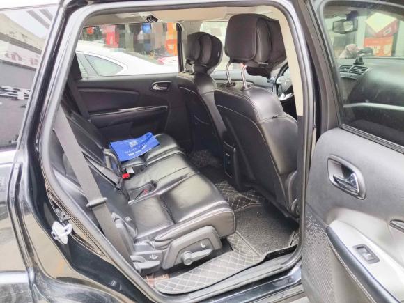 [南通·苏F] 二手道奇酷威2013款 2.4L 两驱尊尚版