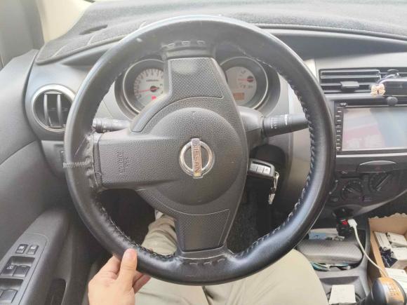 [无锡·苏B] 二手日产骊威2010款 劲悦版 1.6L 手动全能型