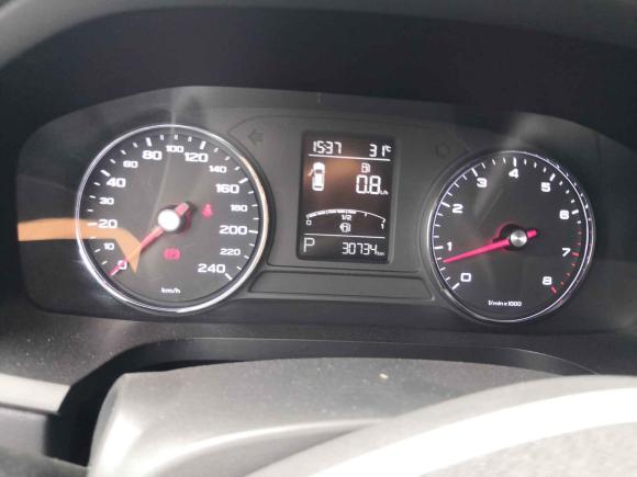 [常州·苏D] 二手荣威荣威i62020款 PLUS 1.6L CVT 4G互联荣耀旗舰版