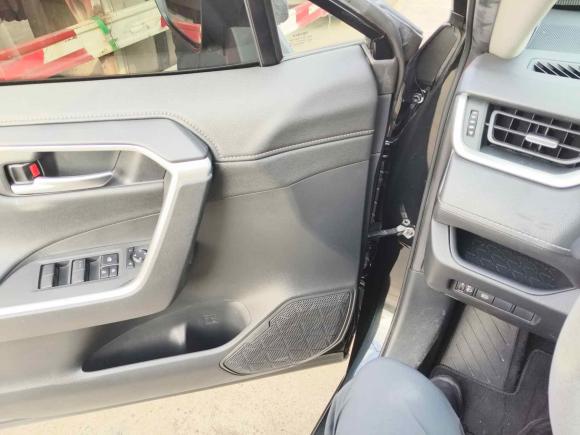 [上海·沪F] 二手丰田威兰达2021款 双擎 2.5L E-CVT两驱豪华版