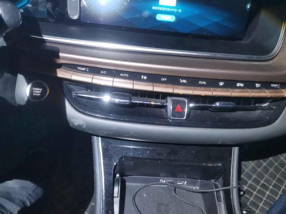 [深圳·粤B] 二手广汽传祺传祺GA62019款 270T 自动尊贵版