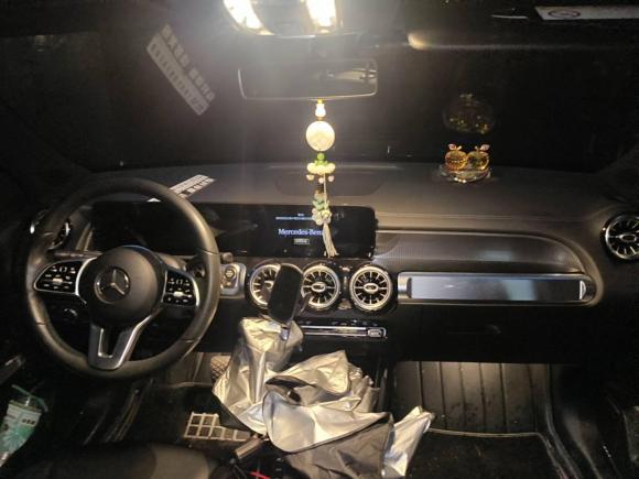 [深圳·皖M] 二手奔驰奔驰GLB2021款 GLB 200 时尚型