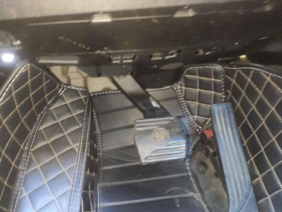 [杭州·浙A] 二手阿尔法·罗密欧Giulia朱丽叶2017款 2.0T 280HP 豪华版