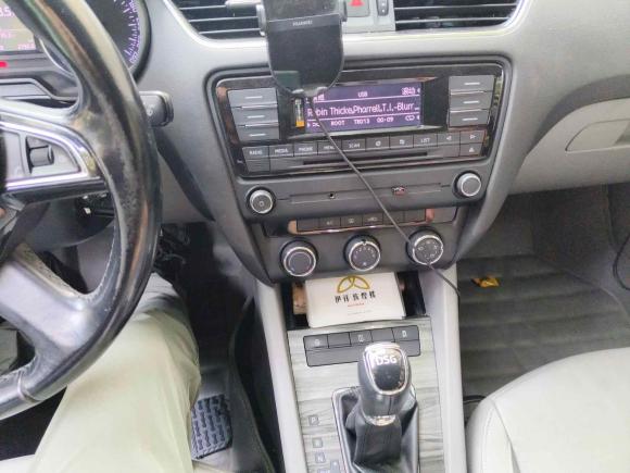 [上海·苏E] 二手斯柯达明锐2015款 1.4TSI DSG逸俊版