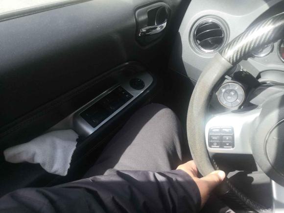 [杭州·京Y] 二手Jeep指南者2013款 2.4L 四驱运动版