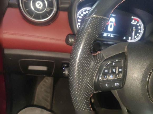 [无锡·苏A] 二手名爵名爵HS2018款 30T 自动两驱Trophy荷尔蒙燃情版 国V