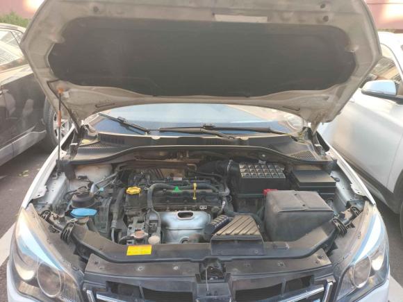 [青岛·鲁B] 二手荣威荣威3502015款 1.5L 自动豪华天窗版