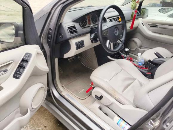 [广州·粤A] 二手奔驰奔驰B级2009款 B 200 动感型