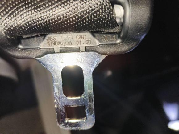 [合肥·皖A] 二手奔驰奔驰A级2021款 A 180 L 运动轿车