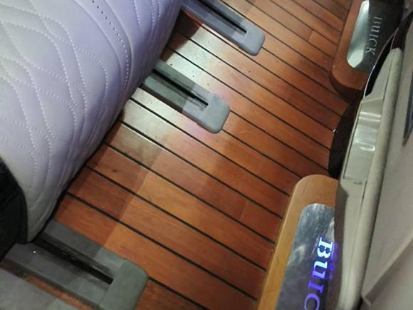 [上海·沪D] 二手别克别克GL82020款 ES陆尊 653T 舒适型