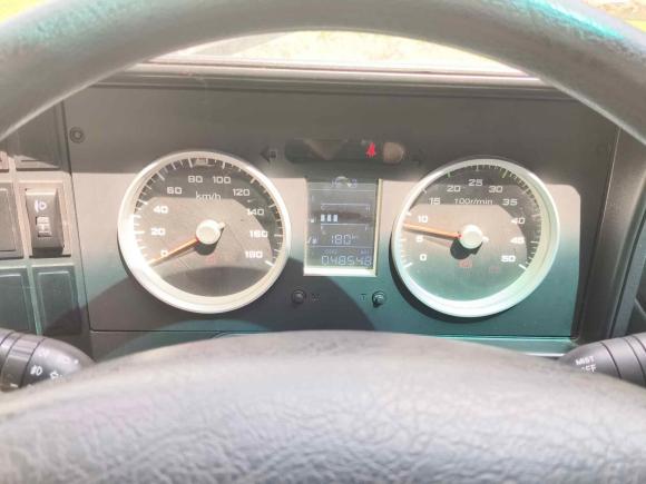 [成都·川A] 二手依维柯依维柯得意2017款 2.5T A35客车5-7座47Z5