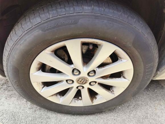 [上海·沪F] 二手别克别克GL82014款 2.4L 经典版