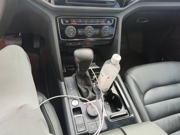 [南京·苏A] 二手大众途昂2017款 530 V6 四驱旗舰版