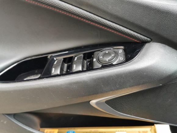 [成都·川A] 二手雪佛兰沃兰多2019款 Redline 530T 自动纵享版（5+2款） 国VI