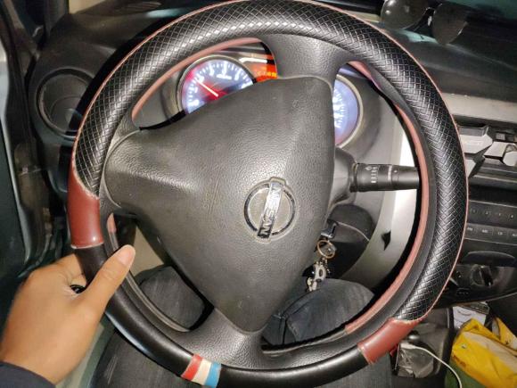 [南通·苏F] 二手日产骊威2015款 1.6XE 手动舒适版