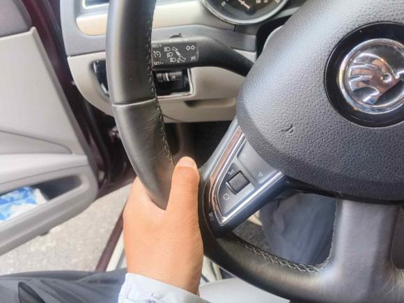 [上海·沪A] 二手斯柯达速派2013款 1.8TSI 自动雅仕版