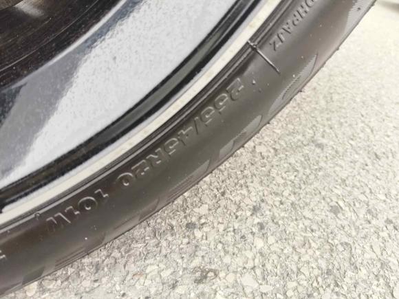 [苏州·苏E] 二手奔驰奔驰GLC2020款 GLC 300 L 4MATIC 豪华型