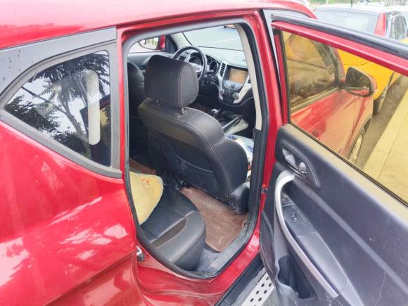 [成都·川A] 二手长安长安CS352016款 1.6L 手动豪华型 国IV