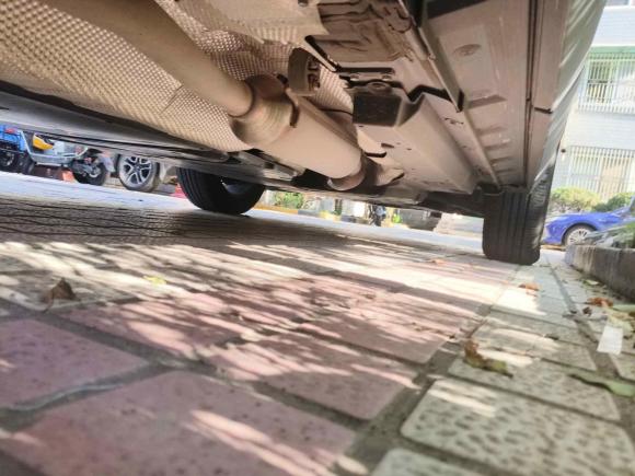 [上海·沪E] 二手丰田RAV4荣放2022款 双擎 2.5L E-CVT四驱精英Plus版