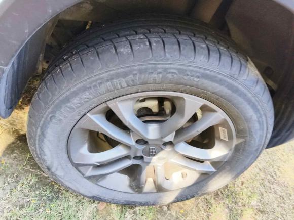 [南通·苏F] 二手吉利汽车远景X32020款 1.5L CVT精英型