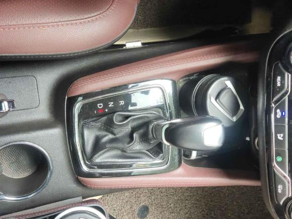 [上海·沪B] 二手长安凌轩2017款 1.5T 自动乐活旗舰型