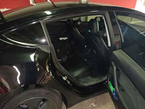[上海·沪A] 二手特斯拉Model 32020款 标准续航后驱升级版