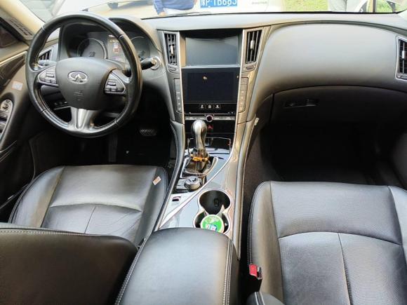 [上海·沪E] 二手英菲尼迪英菲尼迪Q502014款 2.0T 舒适版