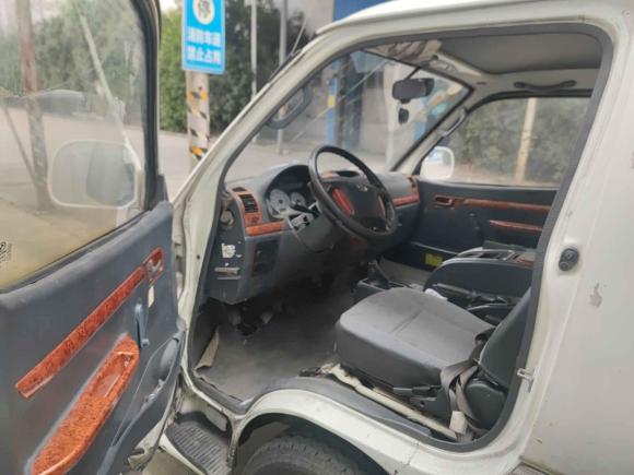 [苏州·苏E] 二手金龙金威2016款 2.0L实用超值版4G20