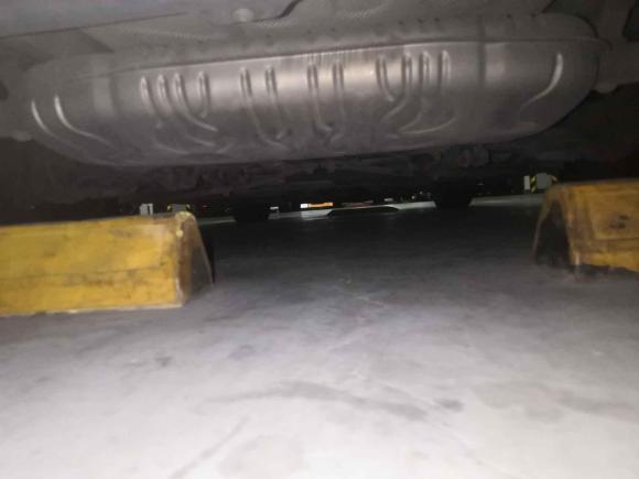 [宁波·浙B] 二手沃尔沃沃尔沃C702010款 2.5T T5