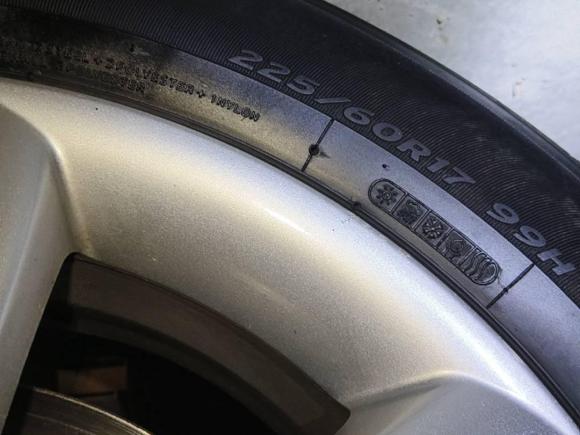 [上海·沪L] 二手现代北京现代ix352010款 2.0L 自动两驱精英版GLS