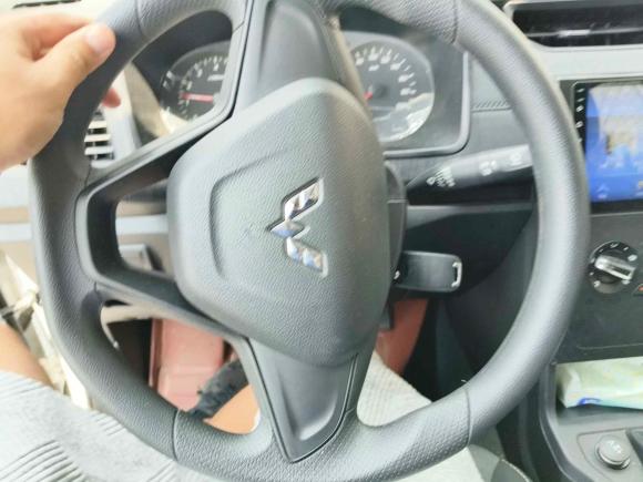 [南通·苏F] 二手五菱汽车五菱宏光PLUS2020款 1.5L 手动标准型 5座