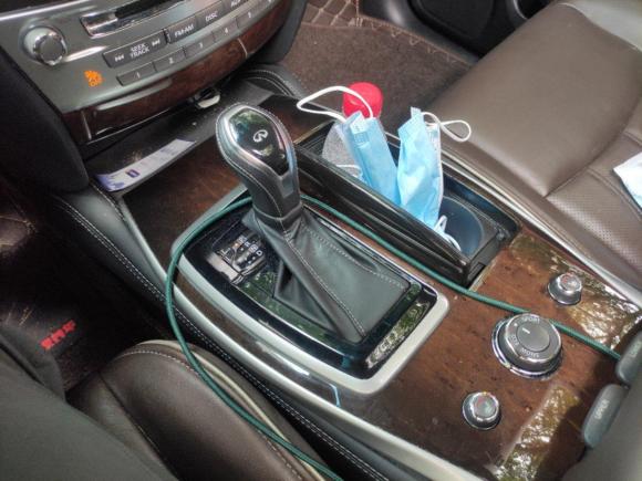 [上海·沪B] 二手英菲尼迪英菲尼迪QX602016款 2.5 S/C Hybrid 两驱卓越版 国V