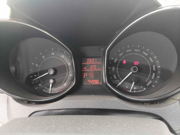 [西安·陕A] 二手奇瑞艾瑞泽72013款 1.6L CVT致领版