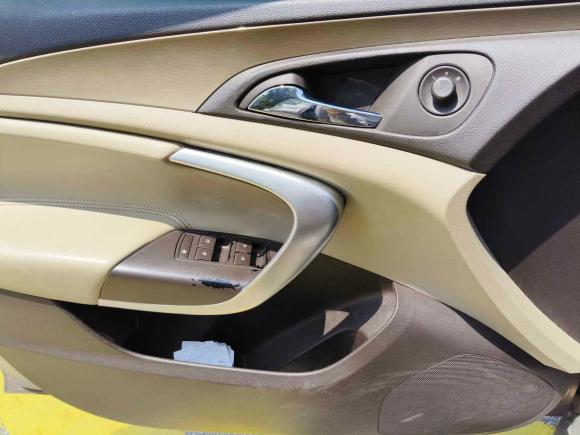 [无锡·苏B] 二手别克君威2012款 2.0L 豪华版