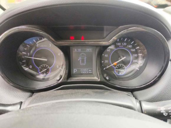 [广州·粤A] 二手驭胜驭胜S3502013款 2.4T 自动两驱柴油豪华版7座