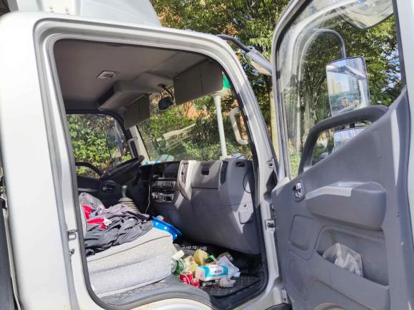 [青岛·鲁U] 二手福田祥菱V2018款 1.2L 半承载3170轴距双排(厢车)4W12M1