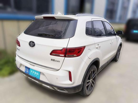 [合肥·皖A] 二手奔腾奔腾X402017款 1.6L 自动互联智酷型