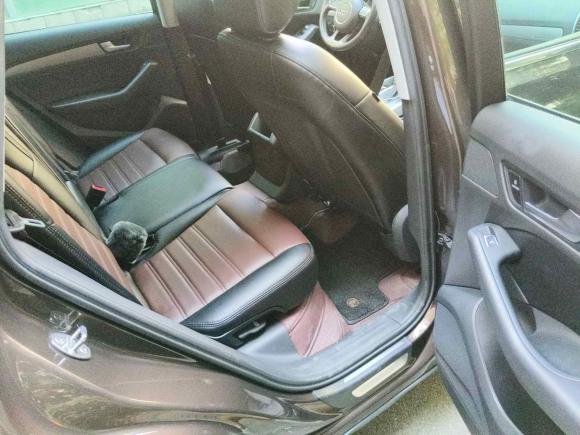 [武汉·鄂A] 二手奥迪奥迪Q52016款 40 TFSI 进取型