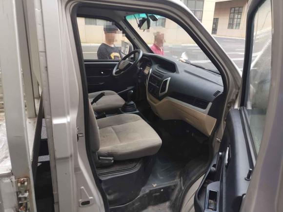 [合肥·粤B] 二手长安跨越跨越王X52018款 1.5L标准型单排后双轮标准货箱DK15C