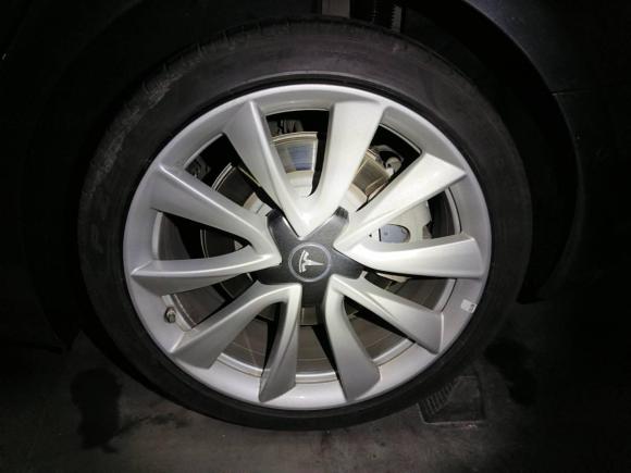 [成都·沪A] 二手特斯拉Model 32020款 改款 标准续航后驱升级版