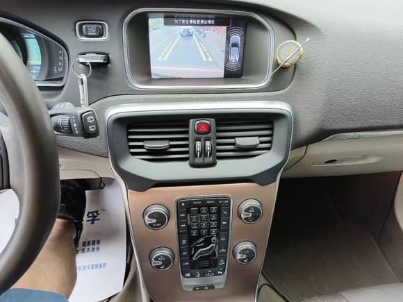 [成都·川A] 二手沃尔沃沃尔沃V402014款 Cross Country T5 AWD 智尊版