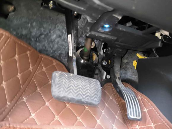 [青岛·鲁B] 二手比亚迪秦新能源2015款 1.5T 双冠旗舰版