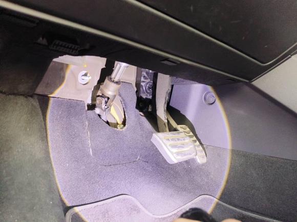 [深圳·粤B] 二手路虎揽胜极光2013款 2.0T 3门耀动版