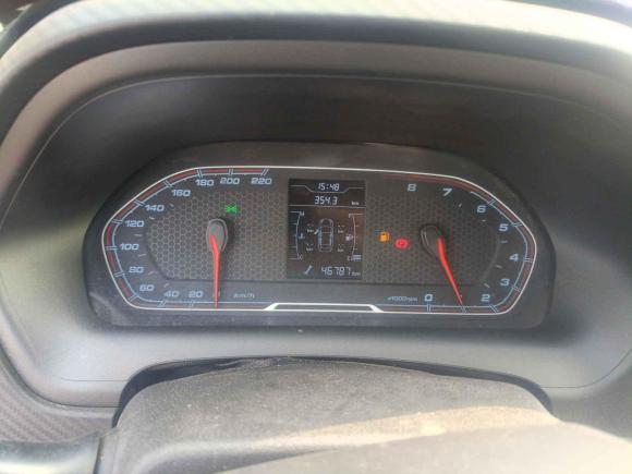 [青岛·鲁B] 二手奇瑞瑞虎3x2017款 1.5L 手动都市领先版