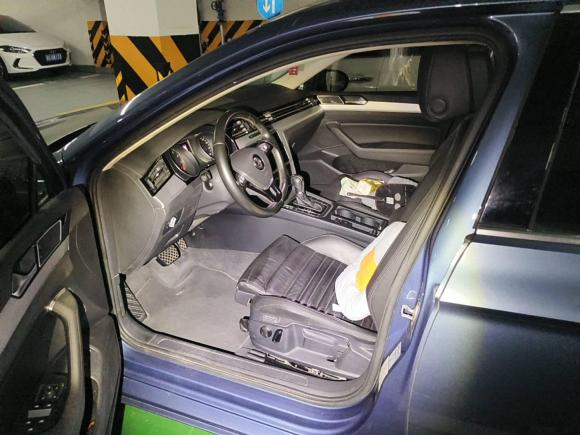 [杭州·浙A] 二手大众蔚揽2017款 380TSI 两驱舒行版